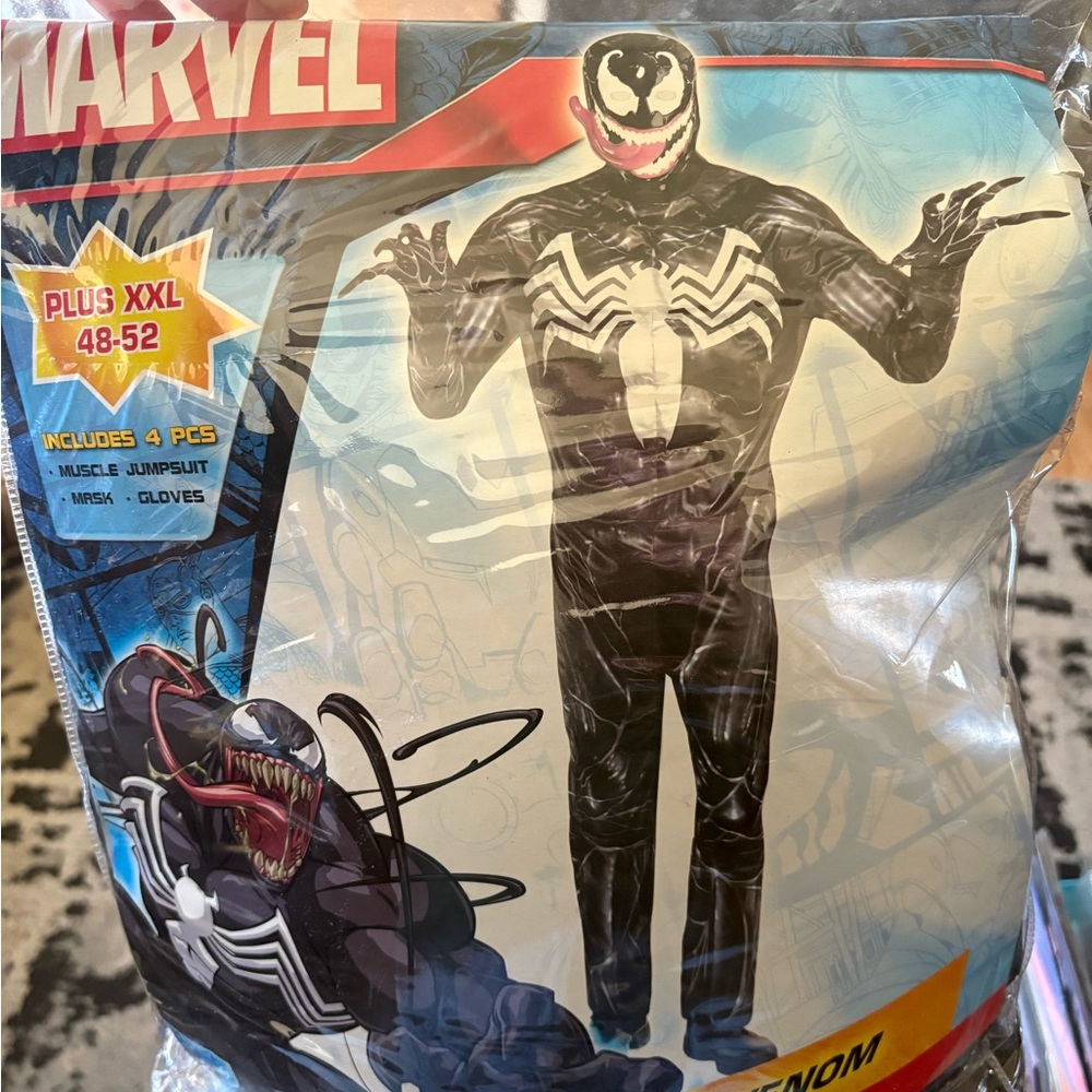 Marvel Venom Adult Costume - Black